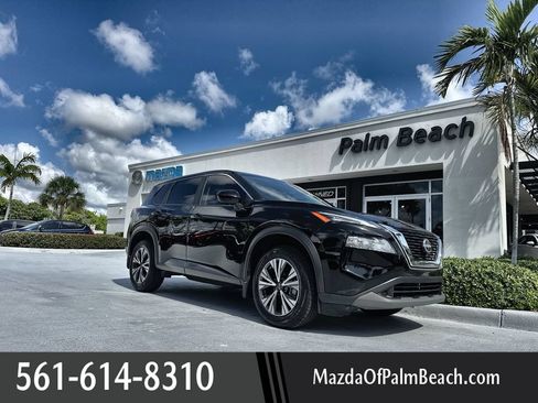 Used 2023 Nissan Rogue SV FWD image 1
