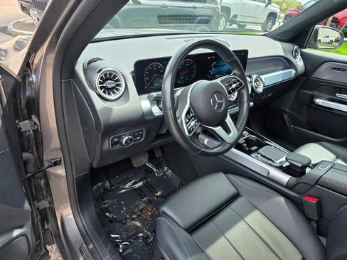 Used 2022 Mercedes-Benz GLB 250 4MATIC image 21