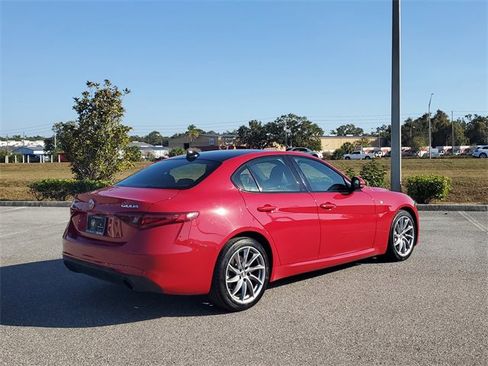 Used 2023 Alfa Romeo Giulia Ti image 4