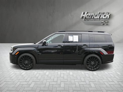Used 2025 Hyundai Santa Fe Calligraphy FWD image 6