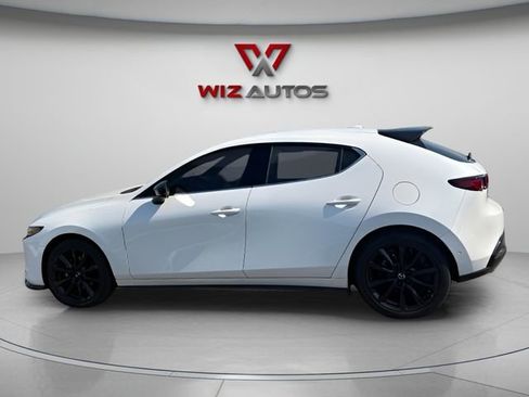 Used 2021 MAZDA MAZDA3 Hatchback w/Premium Plus Pkg AWD/4WD image 2