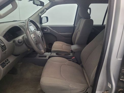 Used 2016 Nissan Frontier SV AWD/4WD image 17