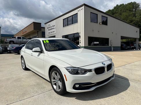 Used 2018 BMW 330i xDrive Sedan image 1