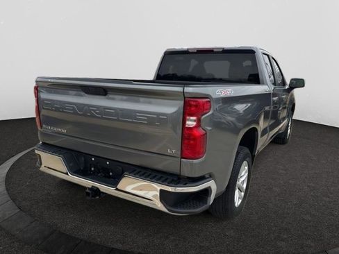 Used 2022 Chevrolet Silverado 1500 LT w/ Bed Protection Package image 3