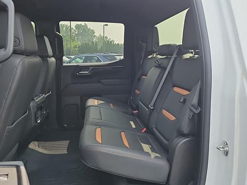 Used 2025 GMC Sierra 1500 AT4 AWD/4WD image 29