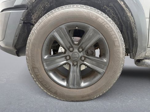 Used 2022 RAM 1500 Classic Warlock w/ Ceramic Gray Warlock Package image 12