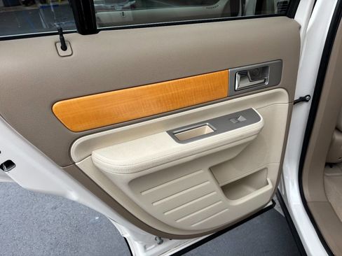 Used 2007 Lincoln MKX 2WD image 21