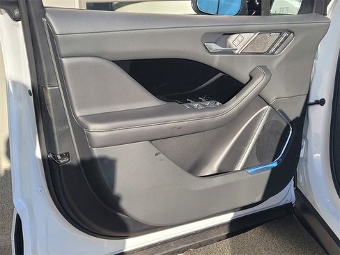 New 2024 Jaguar I-PACE R-Dynamic HSE image 13