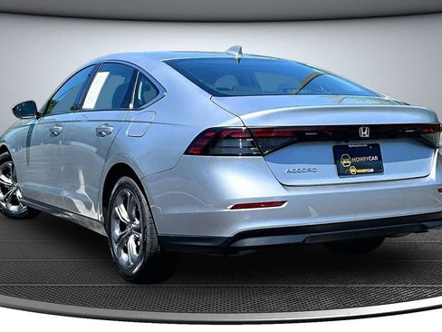 Used 2024 Honda Accord EX image 4