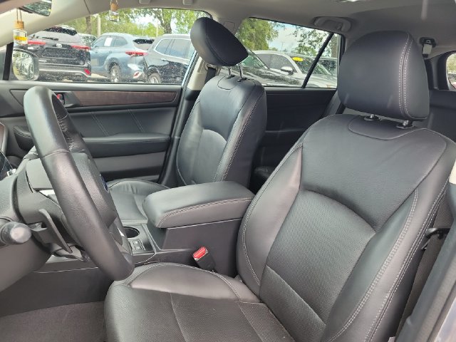 Used 2019 Subaru Outback 2.5i Limited AWD/4WD image 23