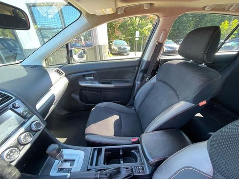 Used 2016 Subaru Crosstrek 2.0i Premium w/ Moonroof Package image 15