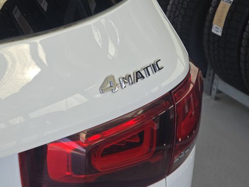 Used 2023 Mercedes-Benz GLB 250 GLB 250 image 15