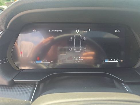 New 2025 Jeep Grand Cherokee L Altitude image 16