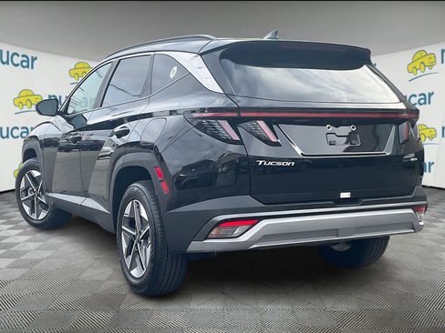 Certified 2025 Hyundai Tucson SEL image 8