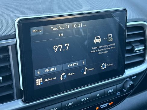 New 2026 Hyundai Venue SEL image 18