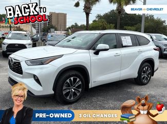 Used 2025 Toyota Highlander XLE AWD/4WD video 1