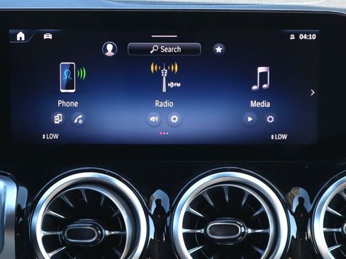 New 2026 Mercedes-Benz GLB 250 4MATIC image 13