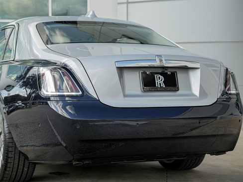 New 2025 Rolls-Royce Ghost image 14