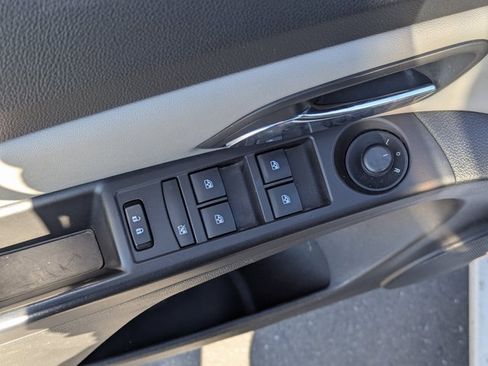 Used 2016 Chevrolet Cruze LS image 23