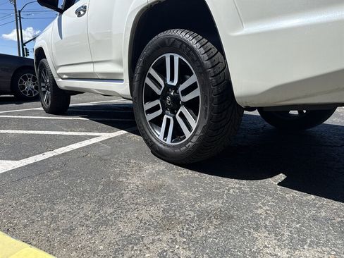 Used 2014 Toyota 4Runner Limited AWD/4WD image 6