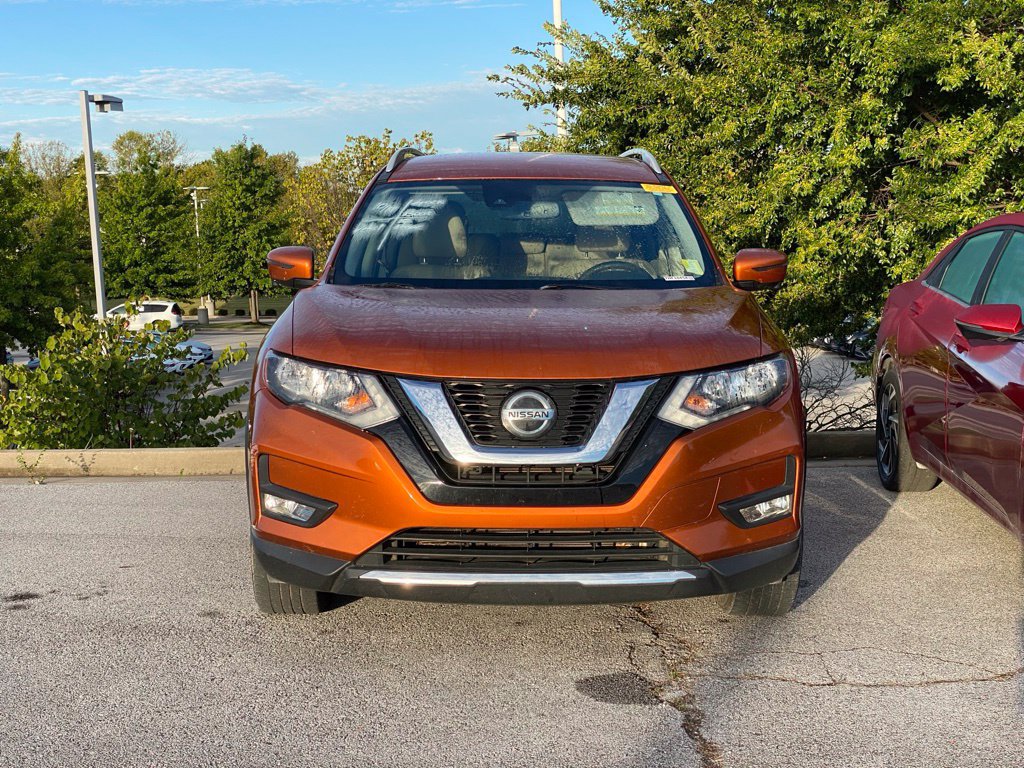 Used 2019 Nissan Rogue SL FWD image 2