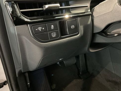 New 2026 Kia Sportage S image 11