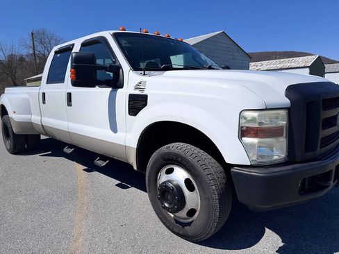 Used 2008 Ford F350 Lariat image 1
