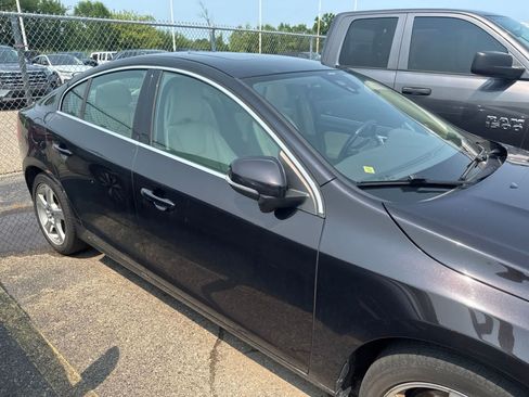 Used 2013 Volvo S60 T5 FWD image 7