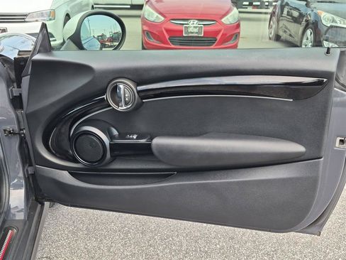 Used 2018 MINI Cooper S FWD image 31