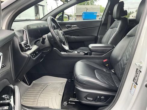 Used 2023 Kia Sportage X-Pro AWD/4WD image 3