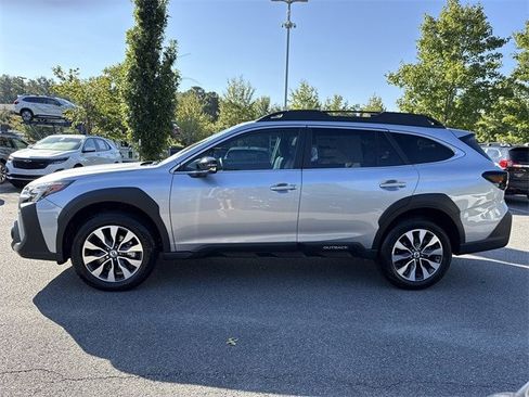 Certified 2025 Subaru Outback Limited image 6