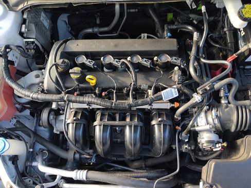 Used 2020 Ford Fusion SE image 30