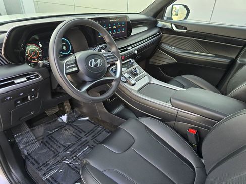 Used 2025 Hyundai Palisade Calligraphy image 11
