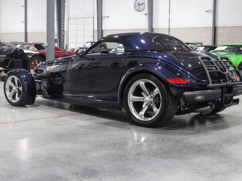 Used 2001 Chrysler Prowler RWD image 22
