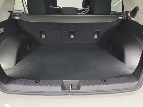 Used 2016 Subaru Crosstrek 2.0i AWD/4WD image 25