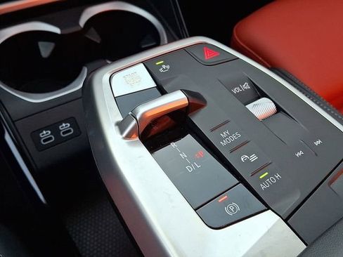 Certified 2025 BMW X1 xDrive28i w/ Convenience Package image 17