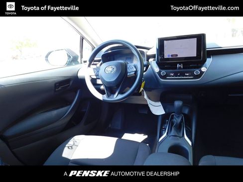 Used 2024 Toyota Corolla LE image 6
