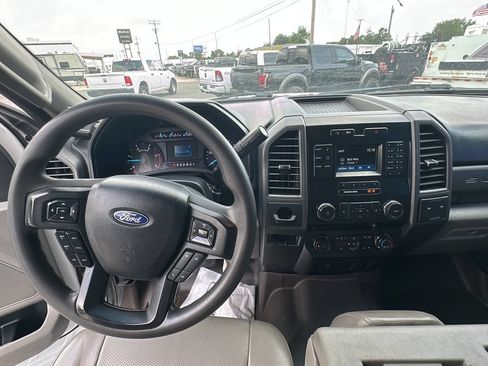 Used 2019 Ford F550 2WD Regular Cab Super Duty image 14