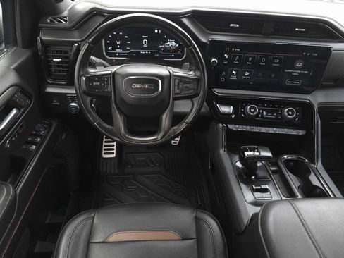Used 2023 GMC Sierra 1500 AT4 w/ AT4 Premium Package image 10