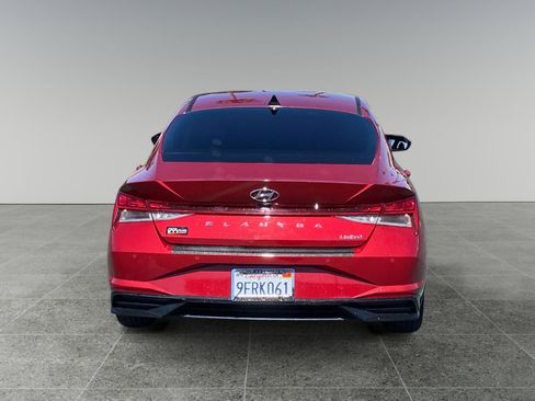 Used 2023 Hyundai Elantra Limited FWD image 4
