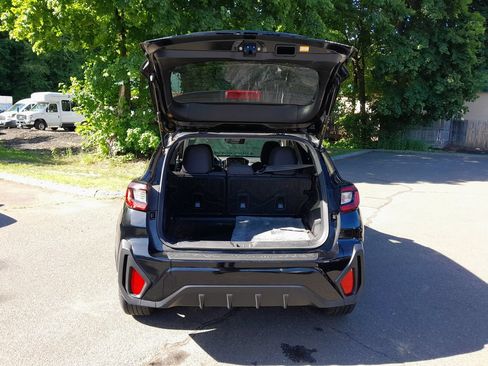 Used 2024 Subaru Crosstrek 2.0i Premium AWD/4WD image 31