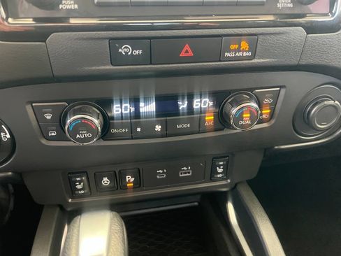 Used 2024 Nissan Frontier SV w/ Hardbody Edition AWD/4WD image 52