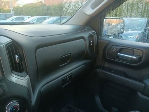 Used 2022 Chevrolet Silverado 1500 Custom w/ LPO, Dark Essentials Package image 29