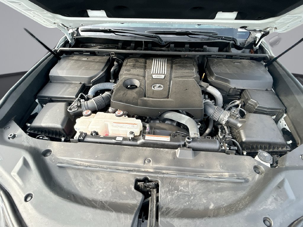 Used 2024 Lexus LX 600 F Sport AWD/4WD image 35
