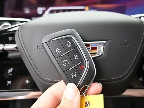 Used 2025 Cadillac Escalade Sport Platinum AWD/4WD image 37