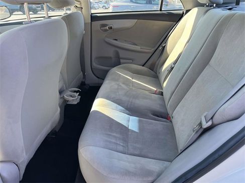 Used 2012 Toyota Corolla LE image 12