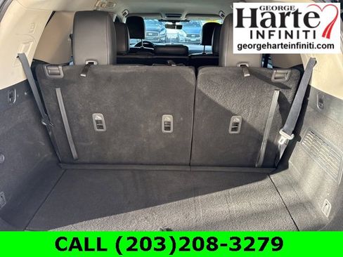 Used 2023 Nissan Pathfinder SL image 11