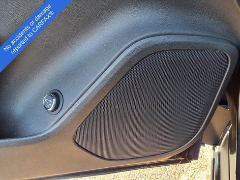 Used 2019 Chevrolet Blazer LT image 16