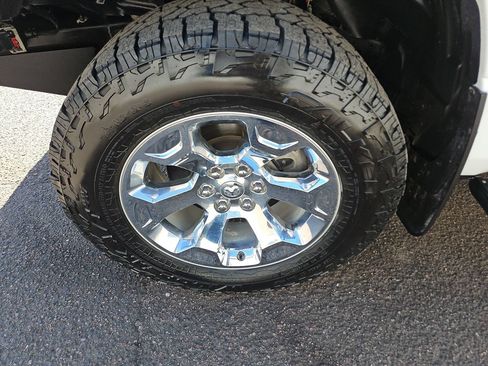 Used 2021 RAM 1500 Big Horn AWD/4WD image 26