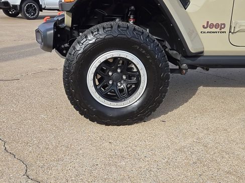 Used 2022 Jeep Gladiator Mojave w/ LED Lighting Group image 15